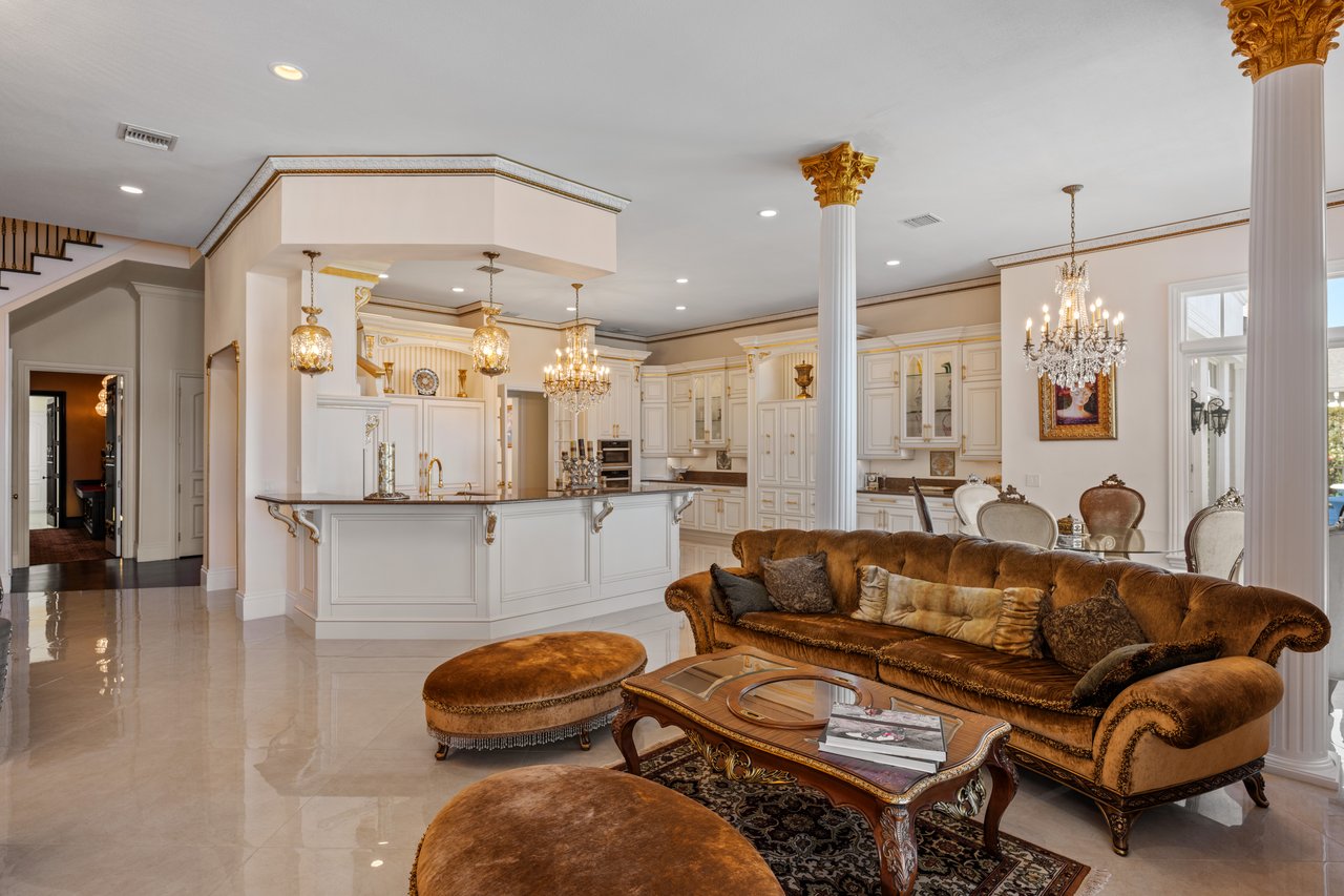 6139 Greatwater Dr