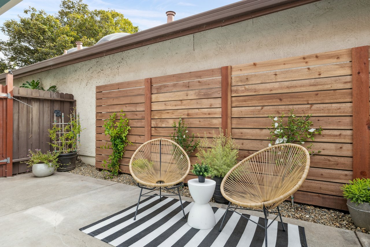 Stunning One Level Ponderosa Home!