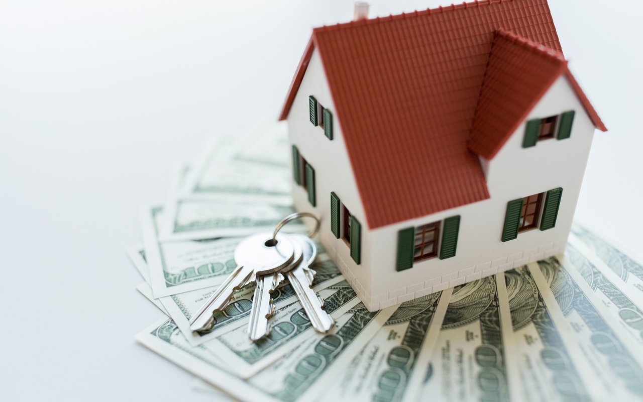 Should You Offer Less When Buying a Home?