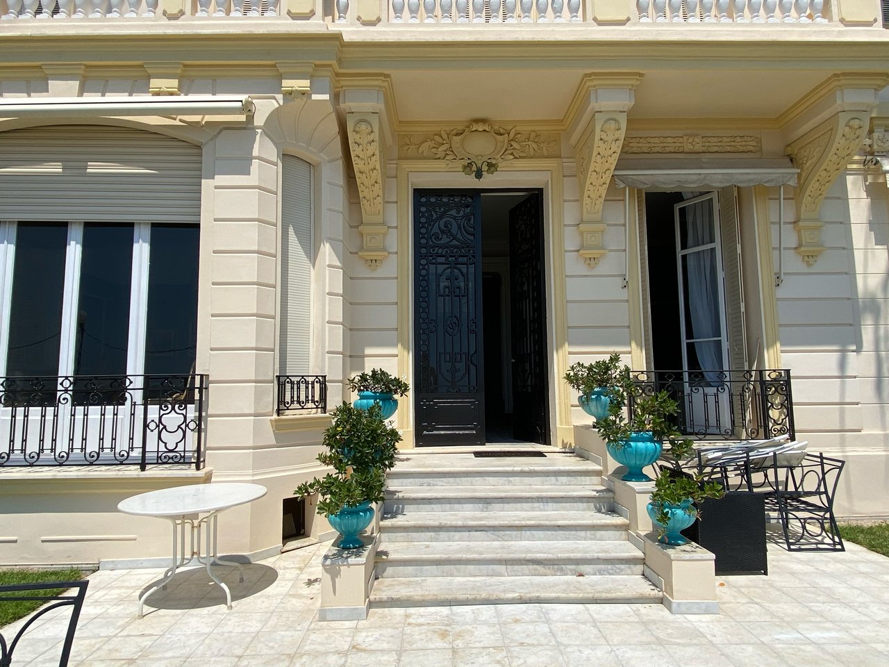 Historic Riviera Masterpiece – Villa French Riviera