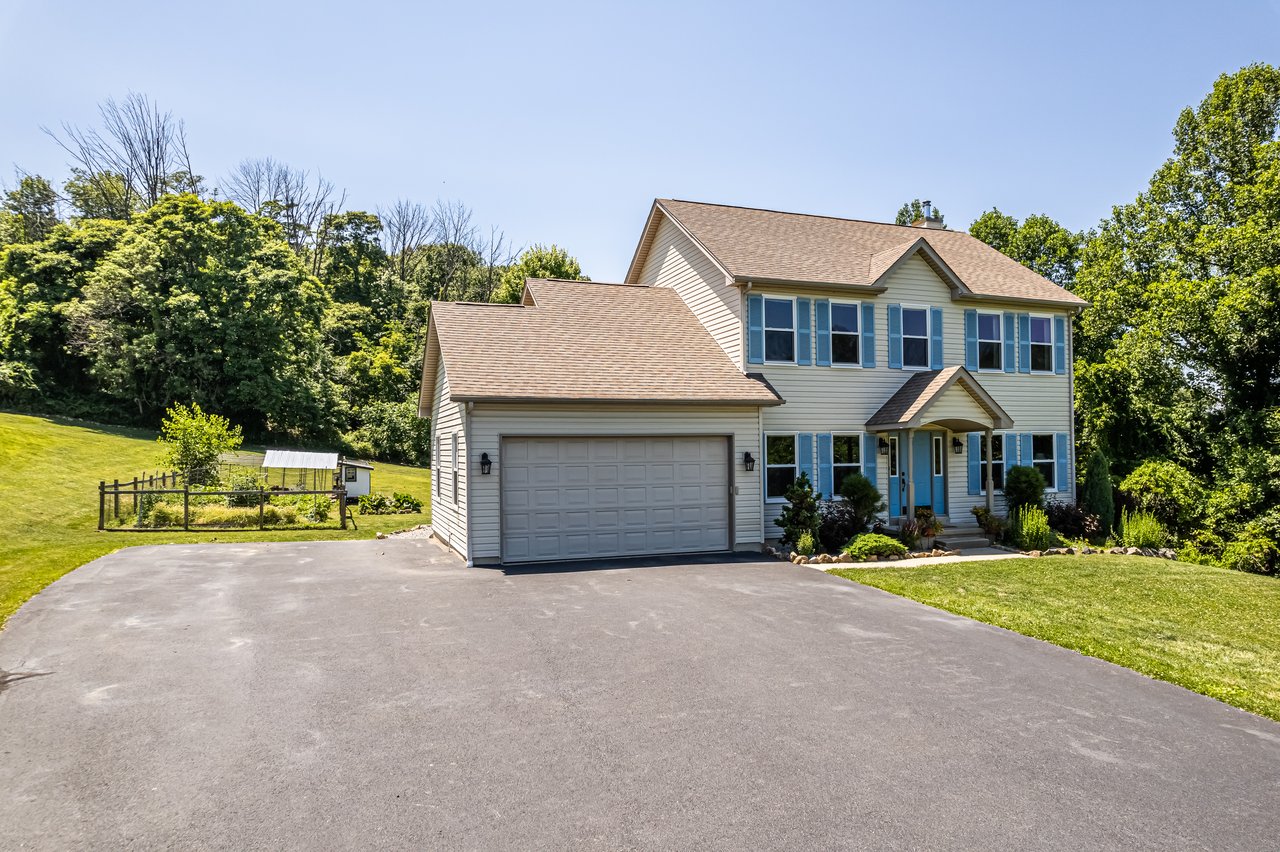 3892 Beeline Drive