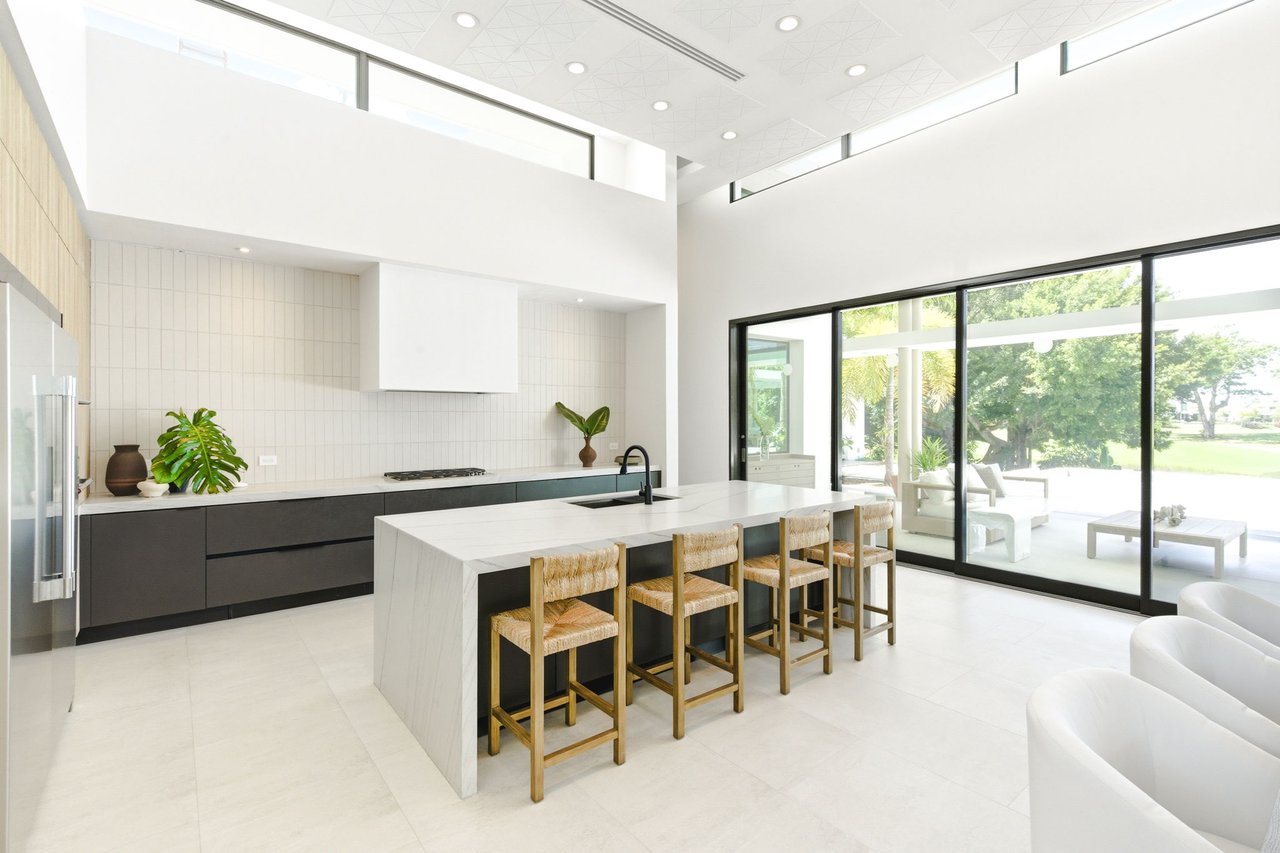 11 GOLF VIEW DRIVE #11