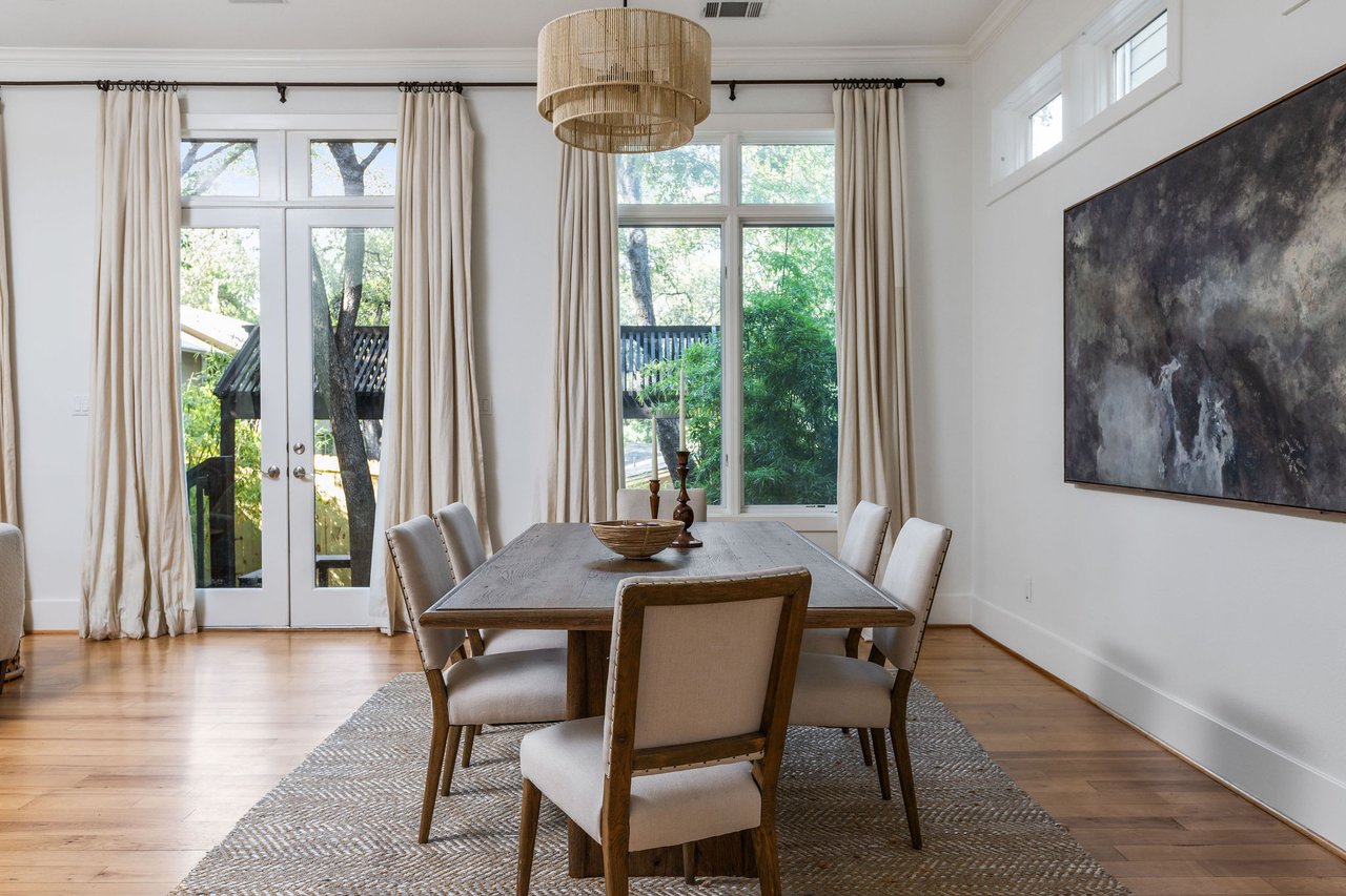 Charming Deep Eddy Retreat in the Heart of Central Austin