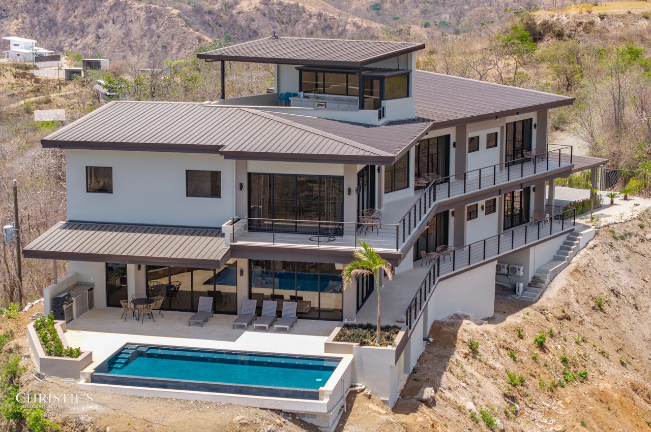 Casa Vista Escondida