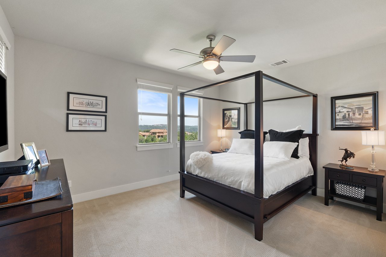 Modern Transitional Luxury Home in Gated Bluffs of Steiner Ranch | Lake Austin Access + Hill Country Views | $1.9MM