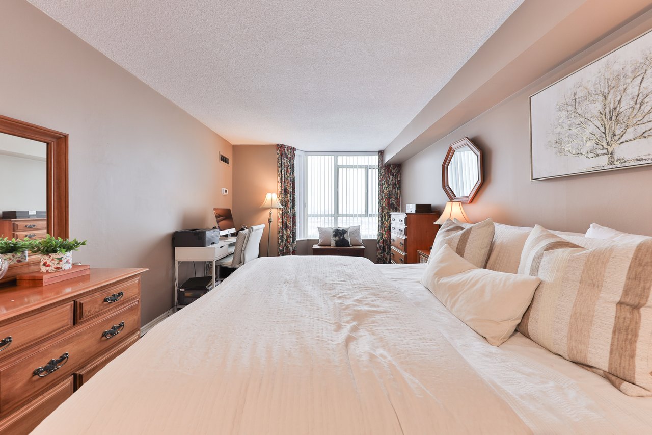 20 Cherrytree Drive #1104