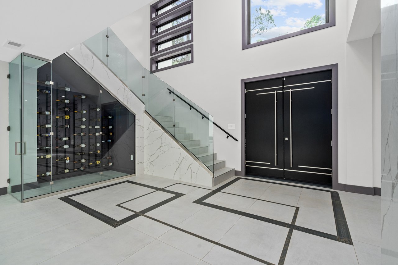 9100 Mill Pond Valley Dr