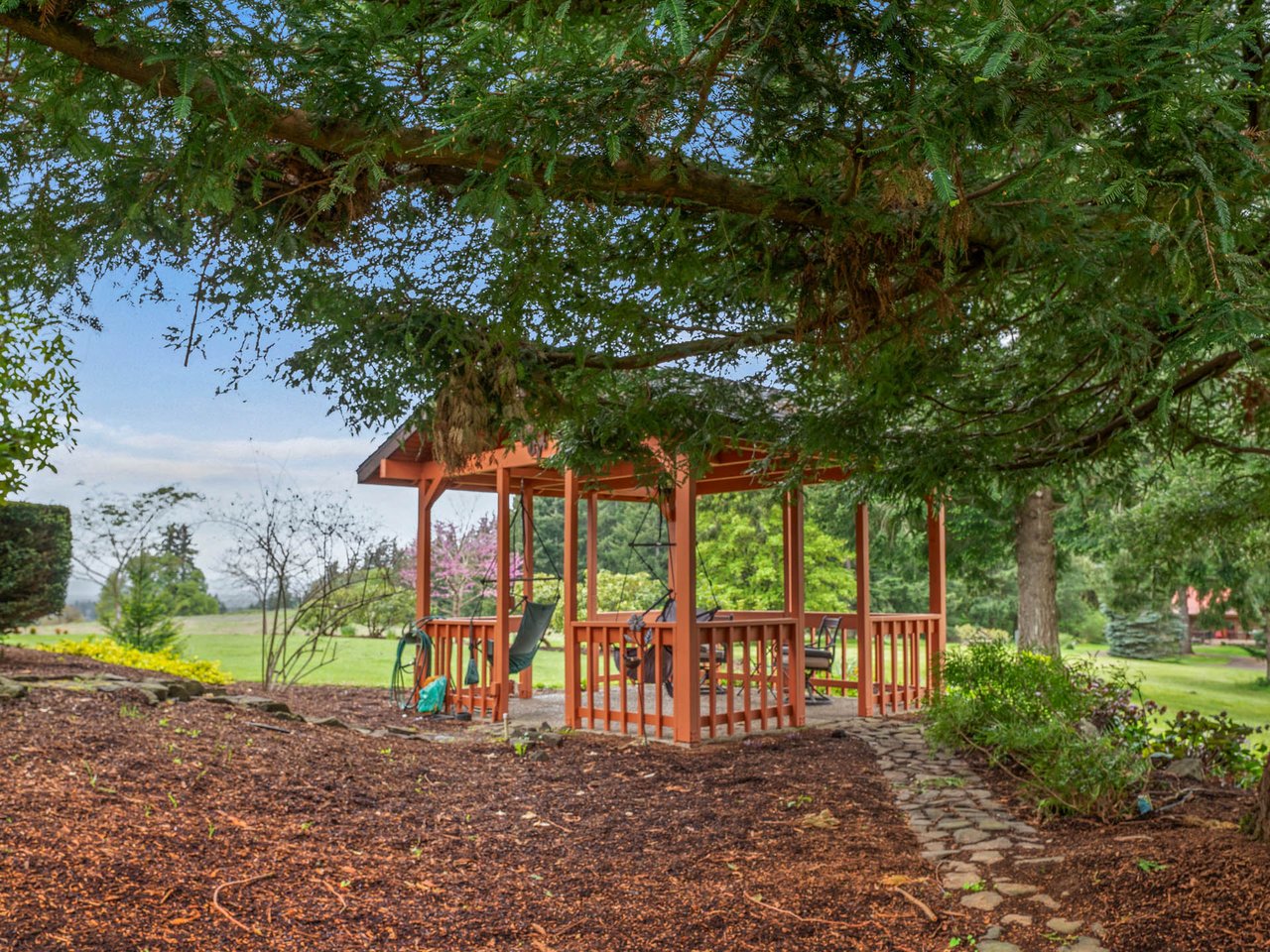 10647 NW BROOKS RD