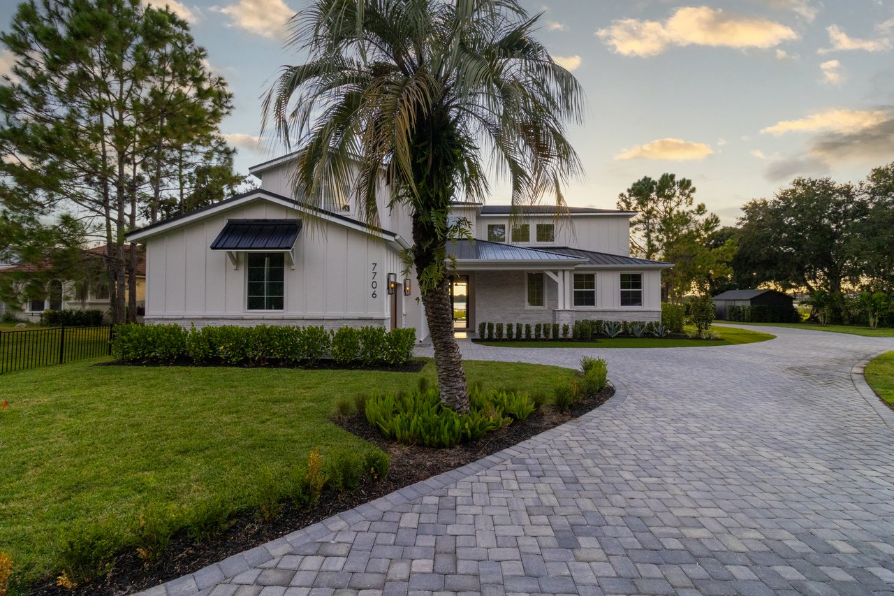 7706 Ficquette Rd- Windermere