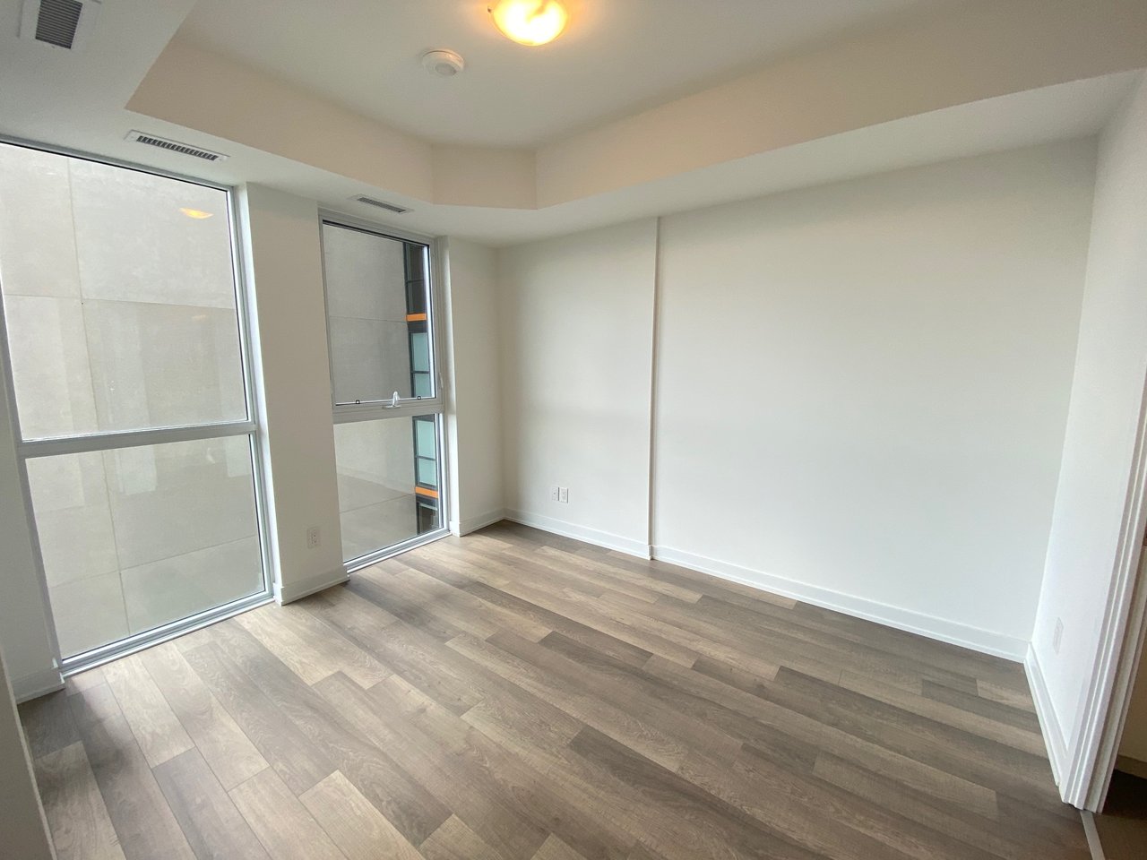 1603 Eglinton Avenue W 508