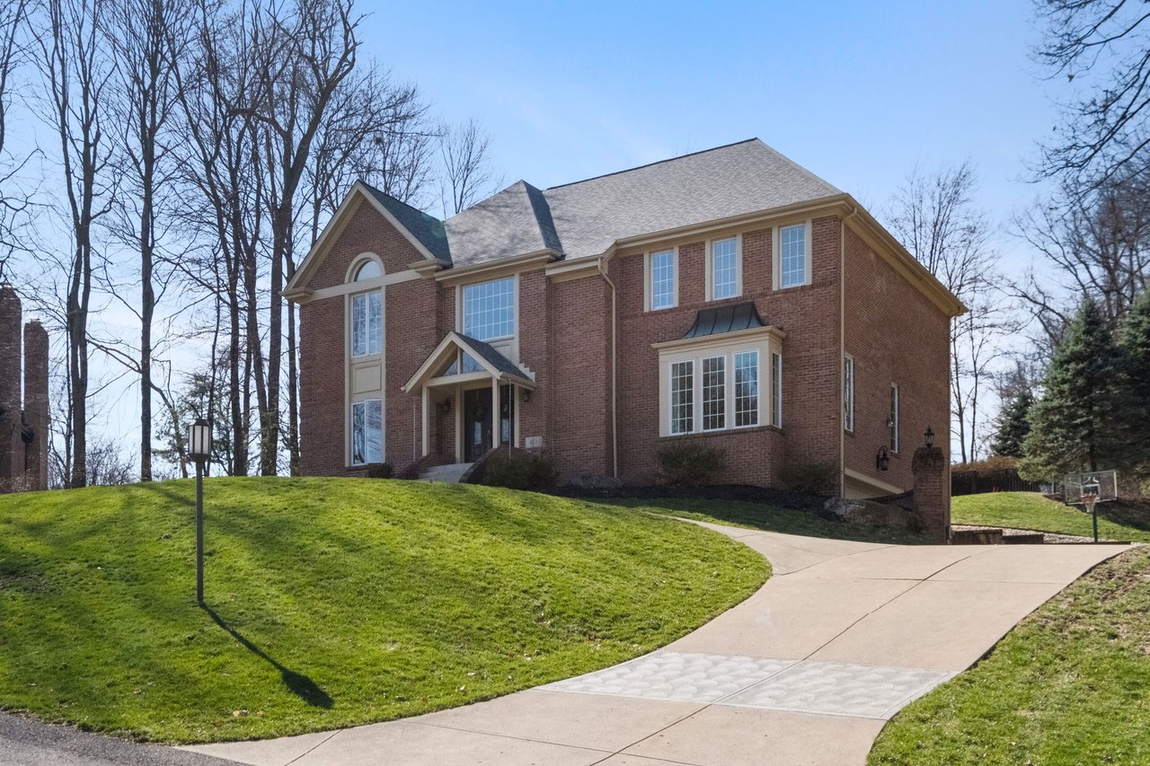 913 Highlander Circle