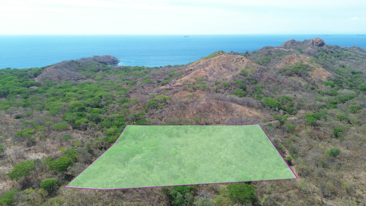 5 HECTARES DEVELOPMENT OPPORTUNITY - PLAYA MINAS