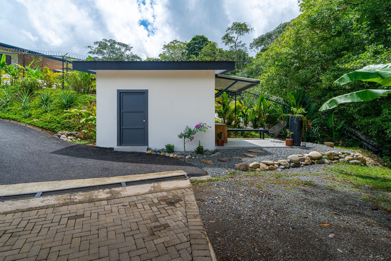 Conveniently Located Homestead in Gated Neighborhood w/ Paved Roads