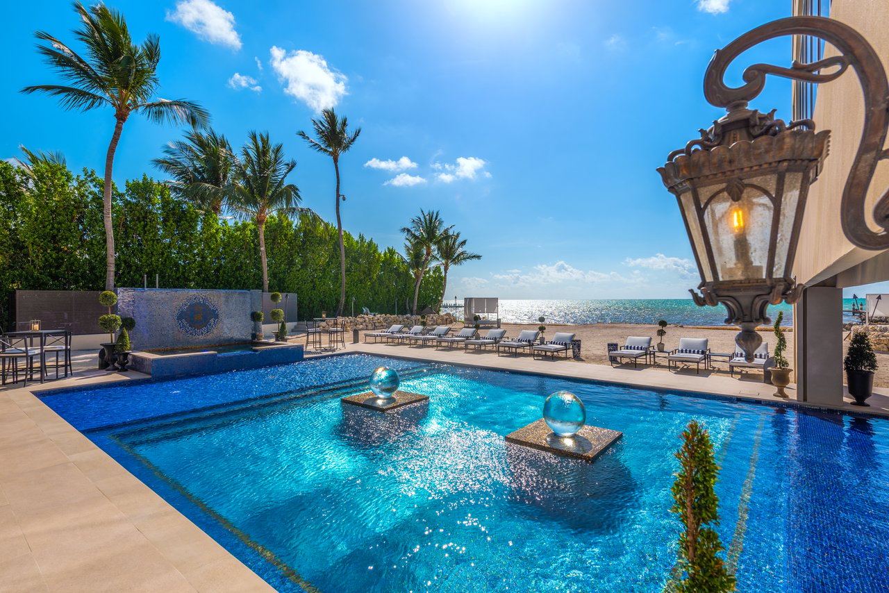Chateau On The Ocean