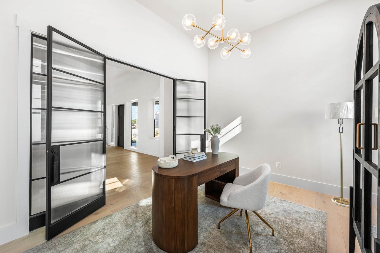 75 N Southern Cross Lane