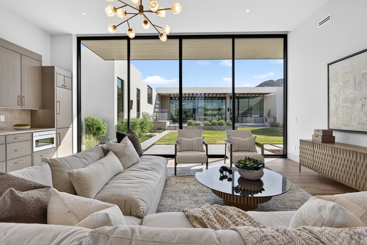 6232 E BRET HILLS Drive