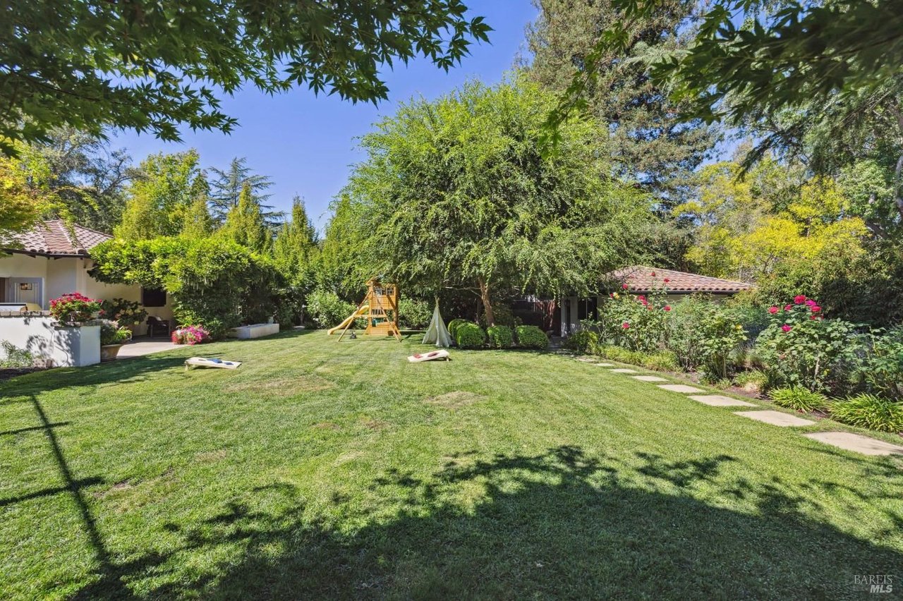 10 Tarry Rd