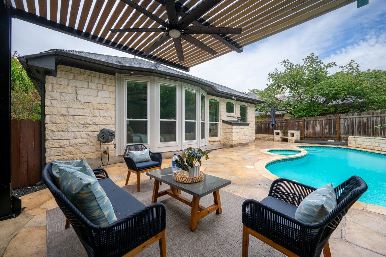 10033 Scull Creek DR