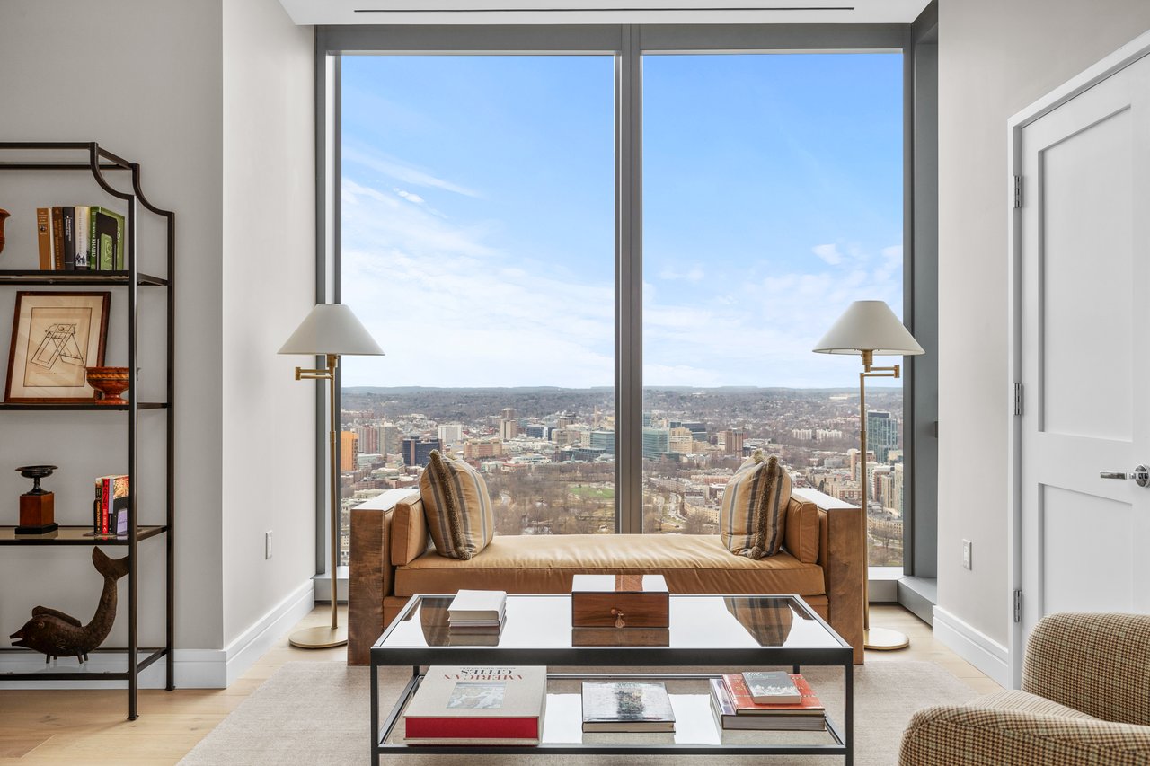 Four Seasons Residences | One Dalton