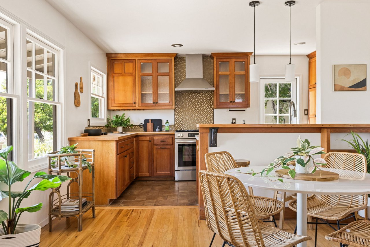 contact-form-background