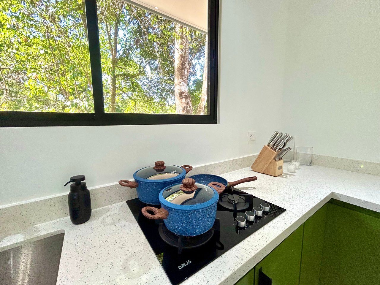 Brand-New 2BR/2BT in Playa Hermosa – 5 Minutes to the Beach | Priced to Sell