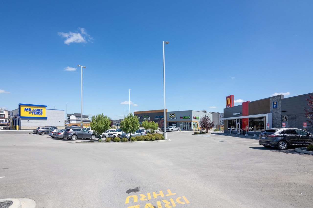 143 Belvedere Crescent SE