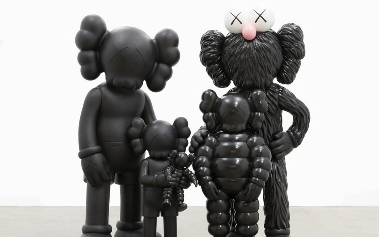 KAWS: Family