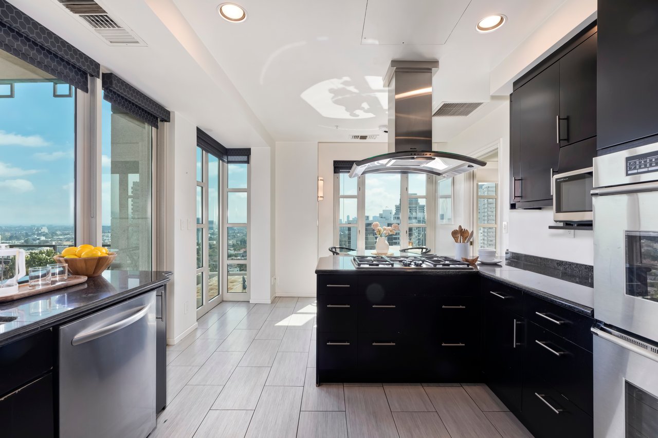 10580 Wilshire Boulevard #15SW