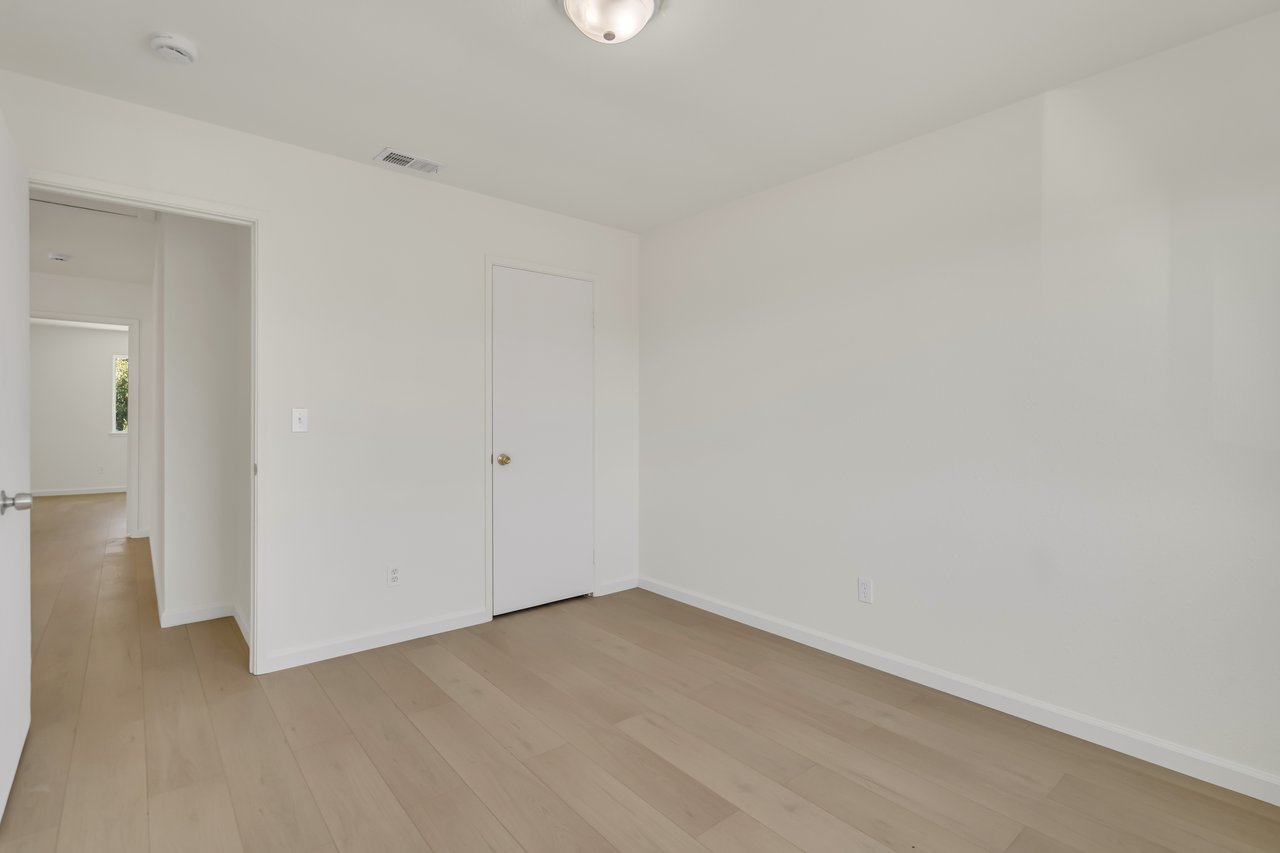7422 PALMER HOUSE DR