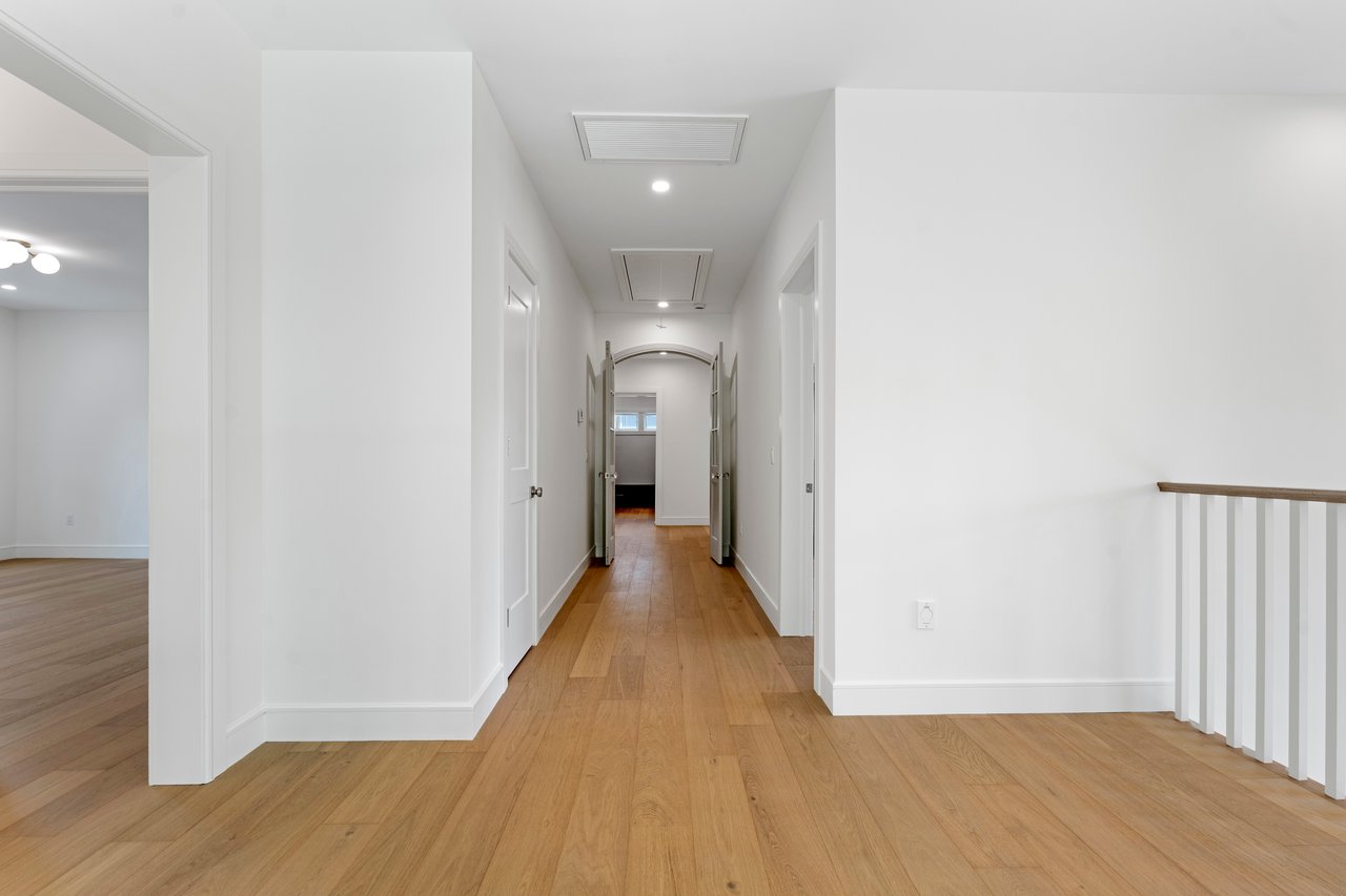 229 Bogert Pl