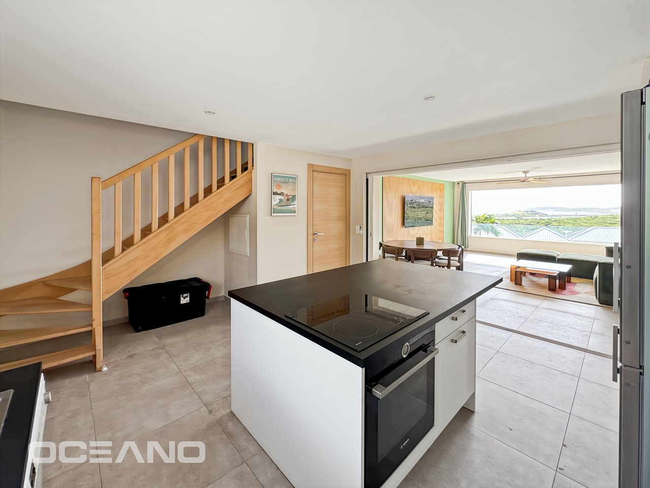 STUNNING 2-BEDROOM DUPLEX WITH ST. BARTHS VIEW – HAUTS DE LA BAIE