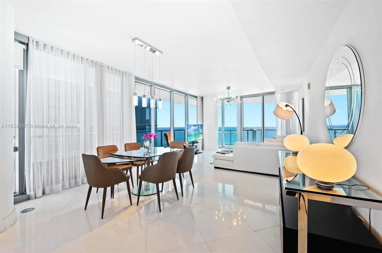 17121 Collins Ave #2108