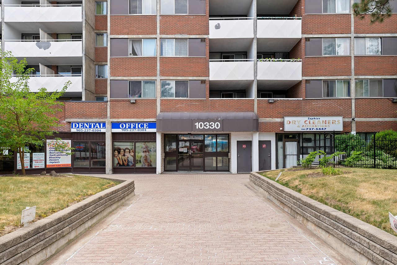 10330 Yonge Street W 707
