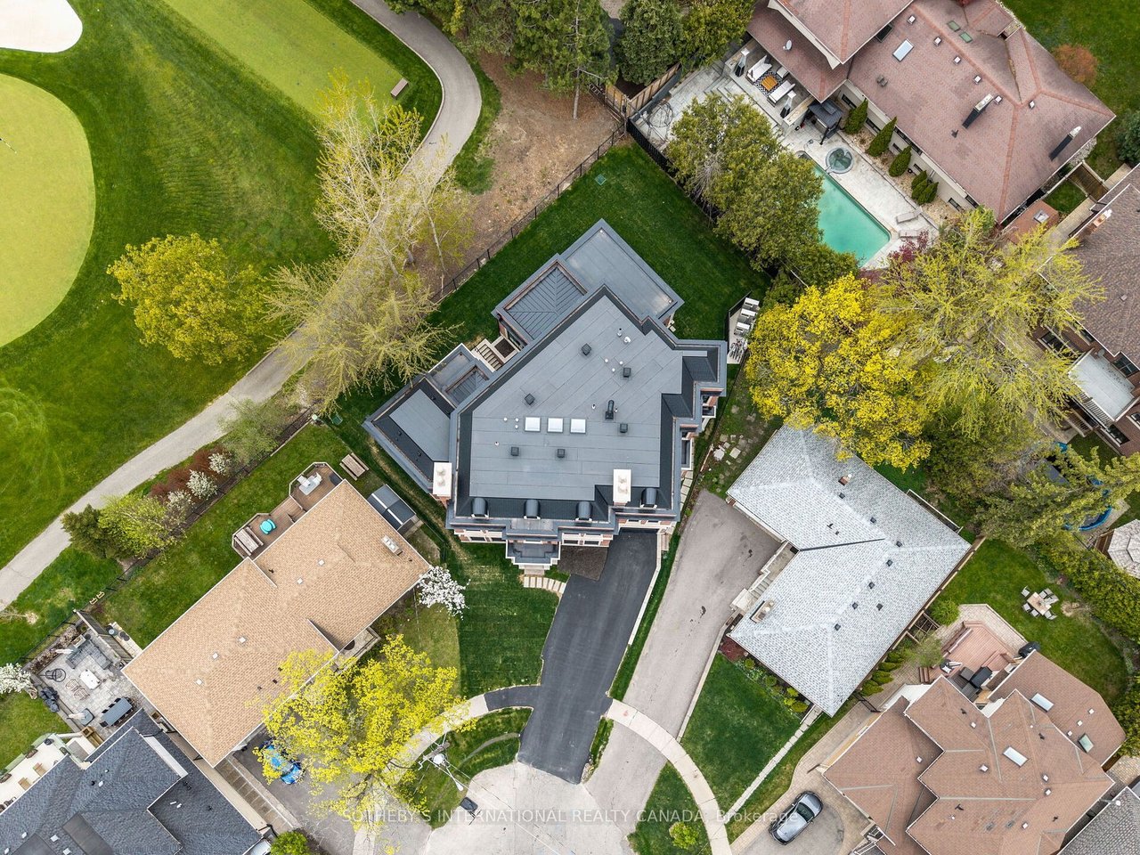 CUL-DE-SAC UNLIKE ANY OTHER