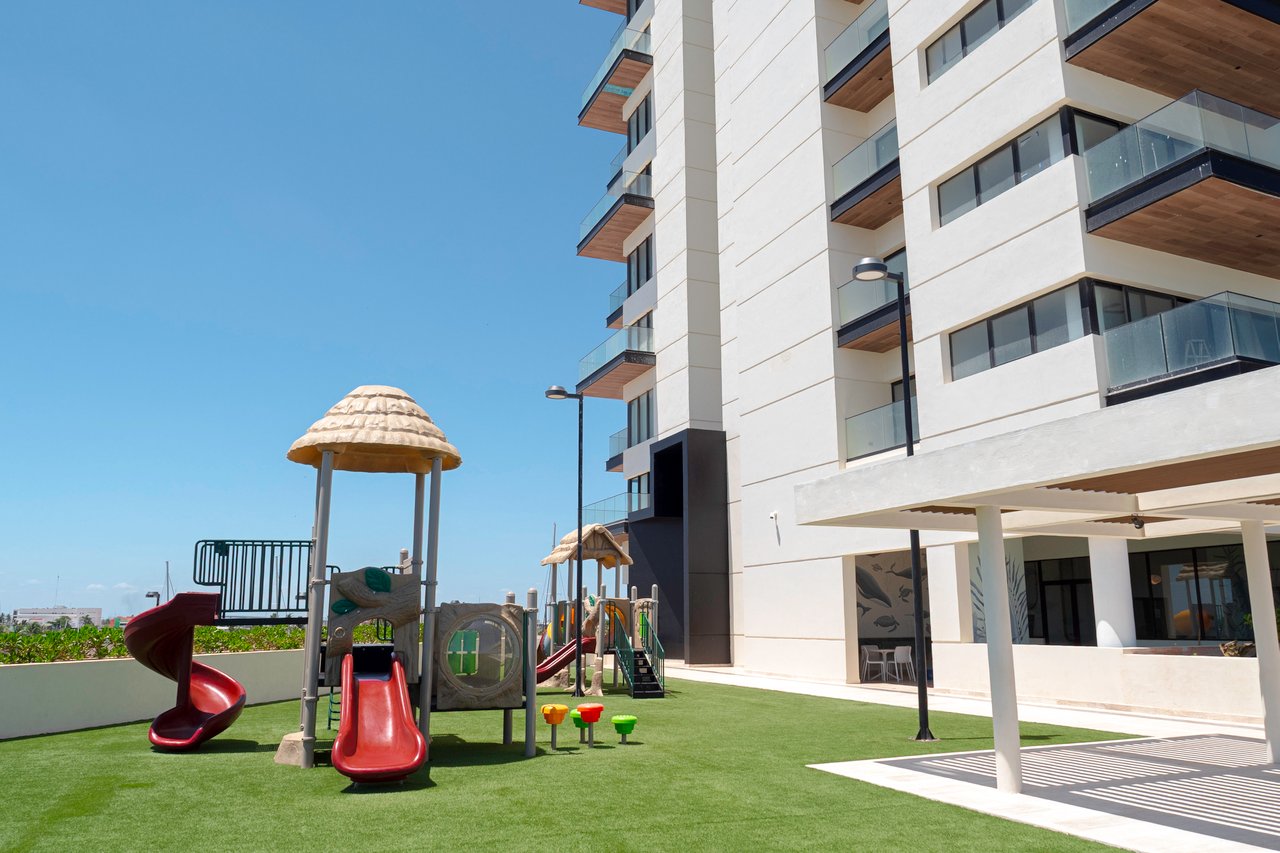 Yucalpetén Resort Marina 