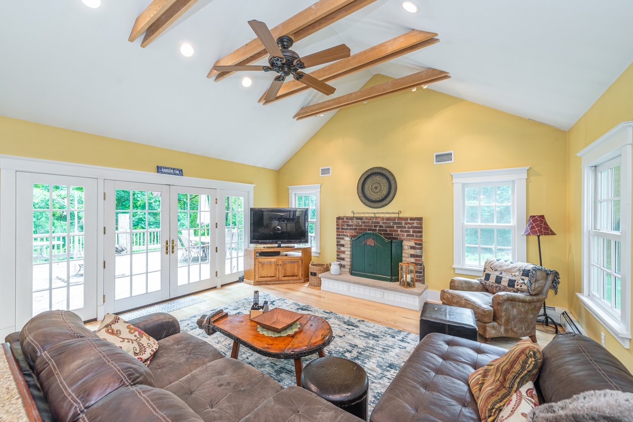 140 Decker Rd