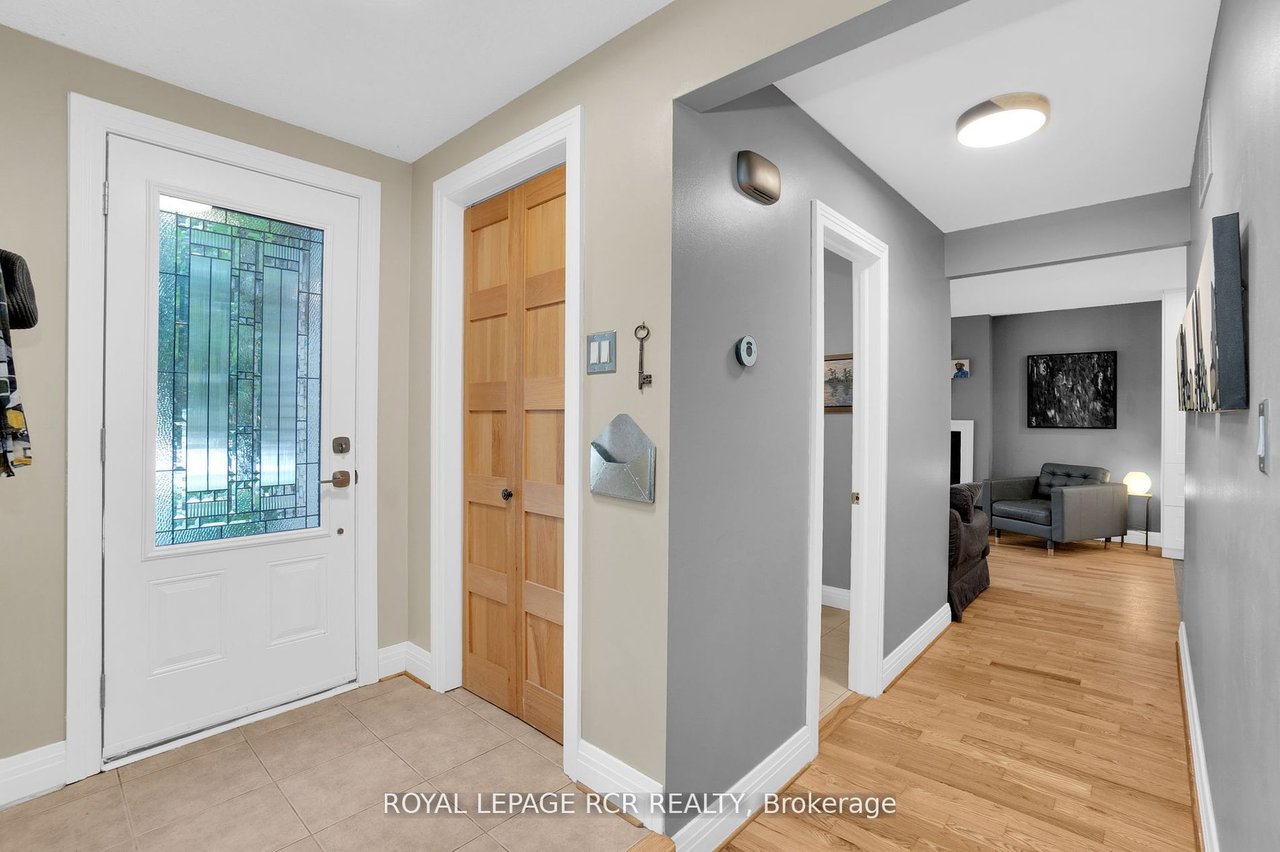 336 Dingle Crt, Caledon
