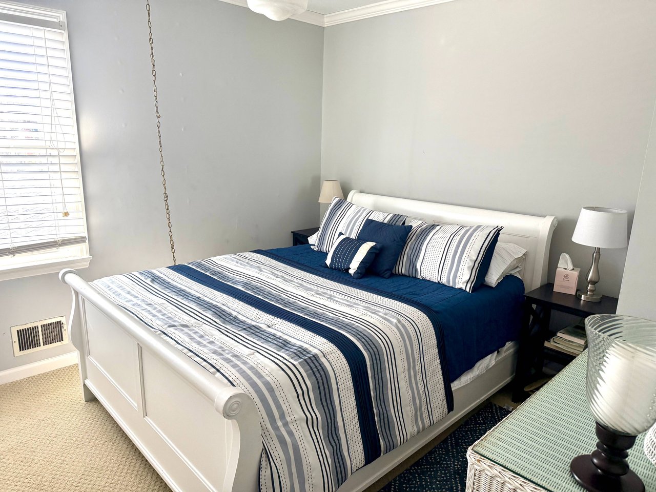 #268 Charming Coastal Retreat