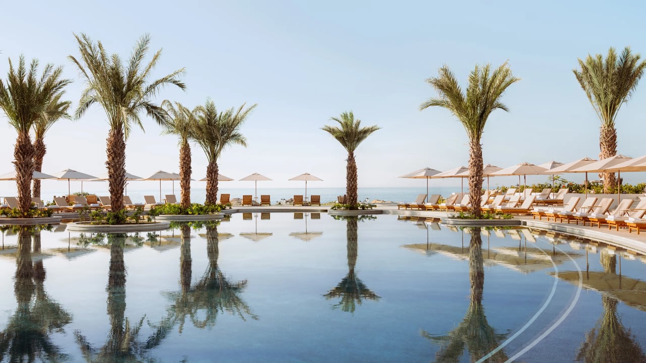 Palmilla and Four Seasons Cabo lifestyle and amenities overview featuring golf, beach access, dining, and private community living