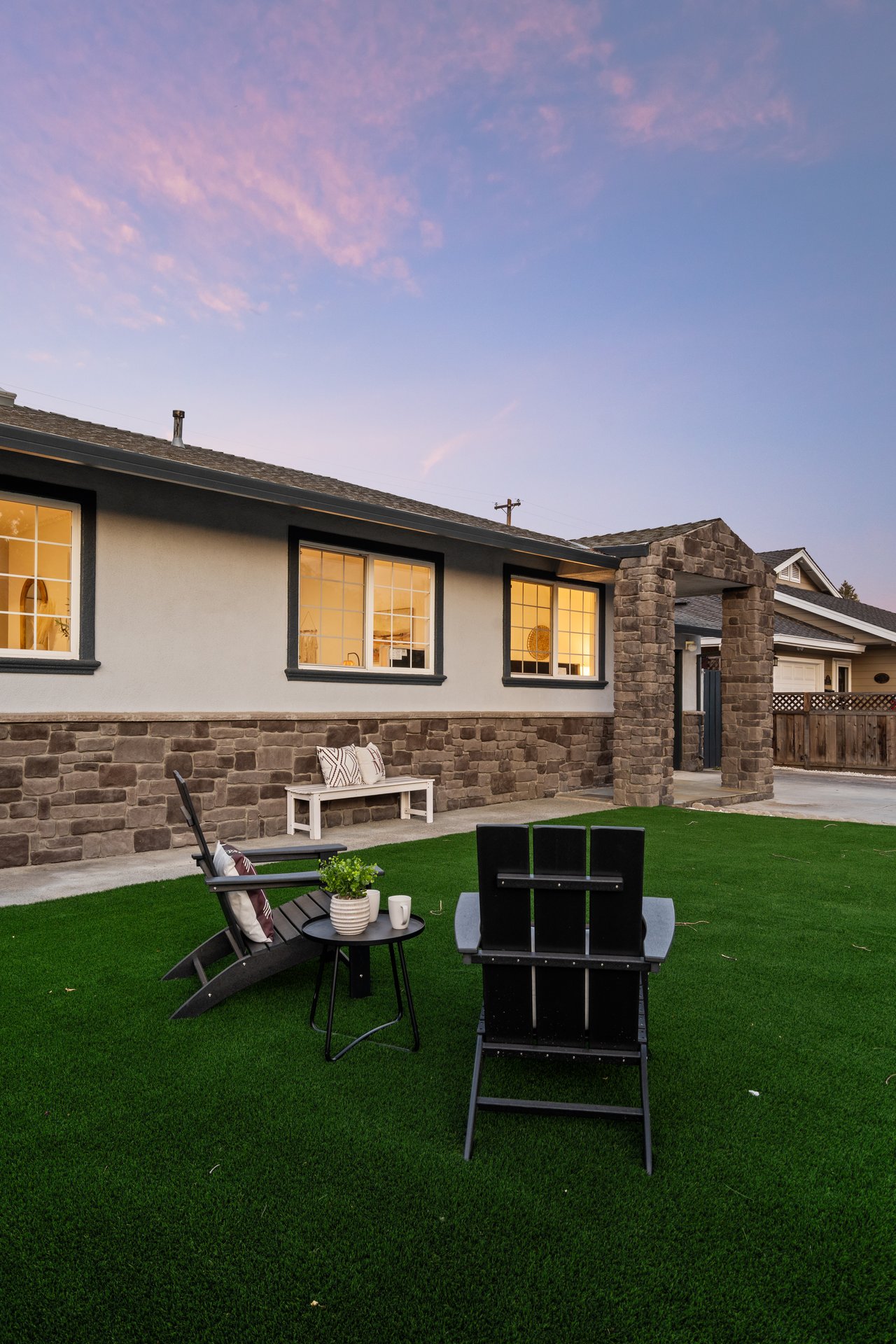 1459 Blackfield Drive