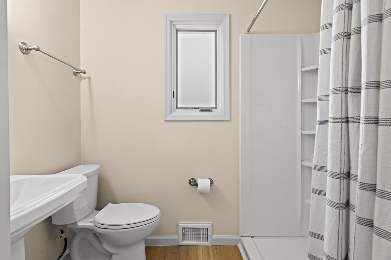 2016 Stonesthrow Road