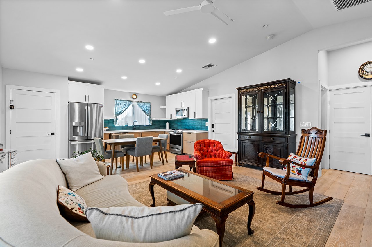 3842 E SAN MIGUEL Avenue, Paradise Valley