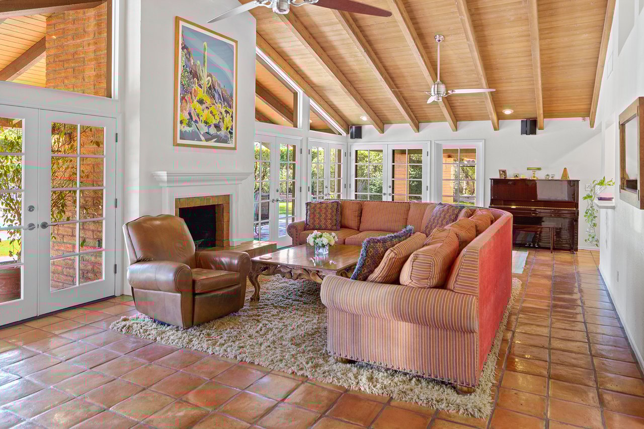 5401 E MARIPOSA Street