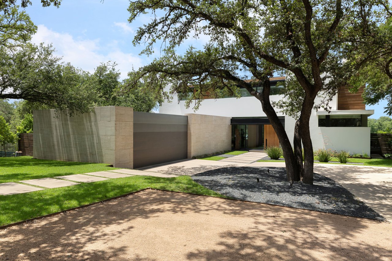 Scenic Drive Estate