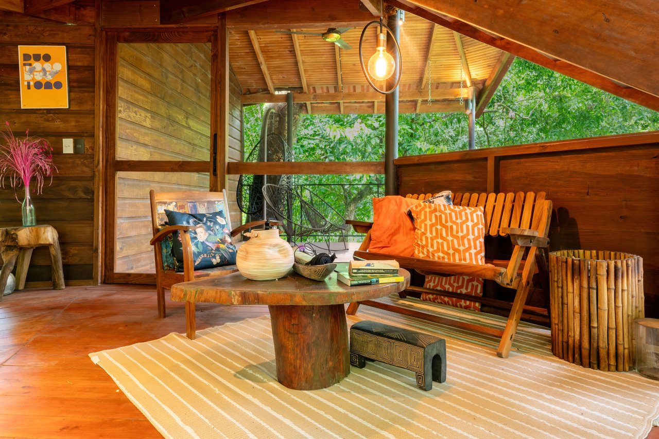 Waterfall Retreat with Casita & Build-Ready Lot in Cascada Azul, Baru