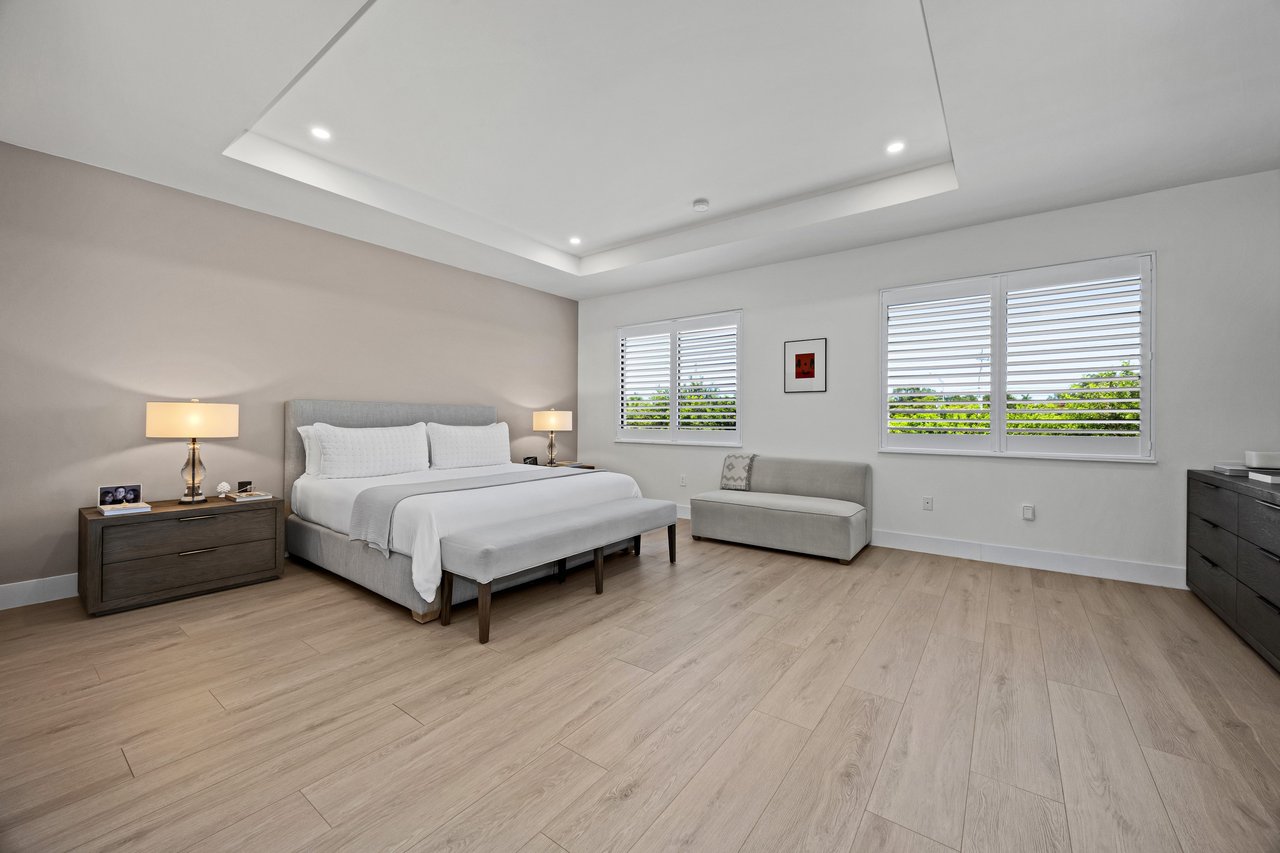 Modern Luxury Living Near Pinecrest