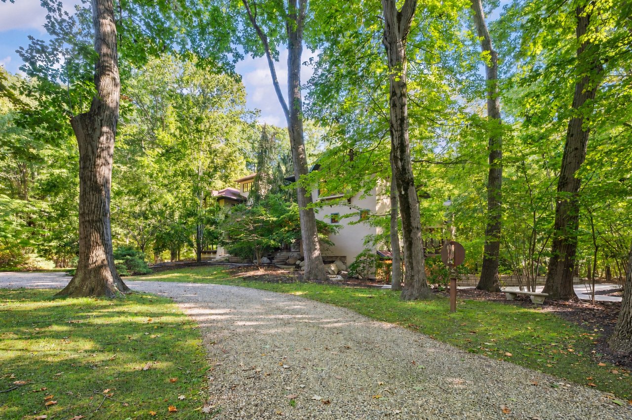 Wooded Coastal Retreat