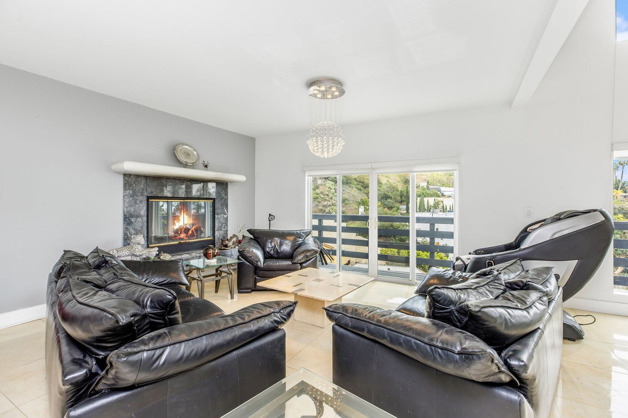 2350 San Marco Dr