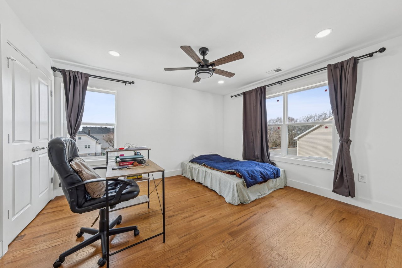 21 Kearney Ave