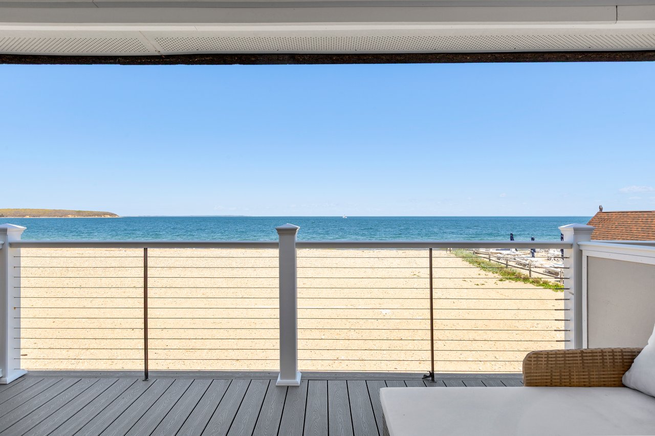 16 Navy Road, Unit 202